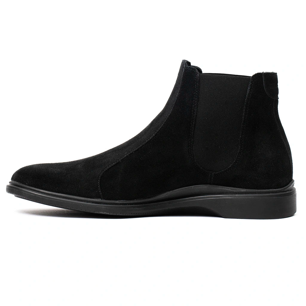 Chelsea boots 2025 best color