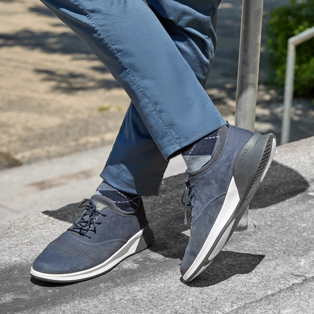 The Hybrid (Cobalt) - 9 / Standard The Hybrid (Cobalt) - 9 / Standard