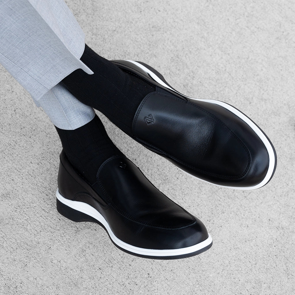 Amberjack The Slip-On (Onyx) 10 Amberjack The Slip-On (Onyx) 10